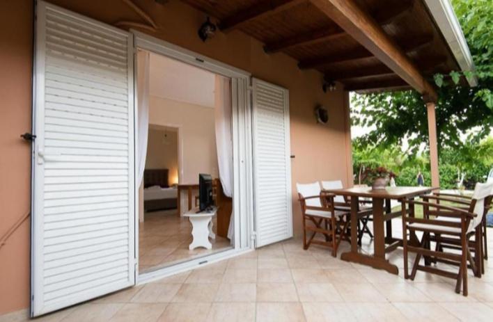 Villa Ioannidis Parga Exteriör bild