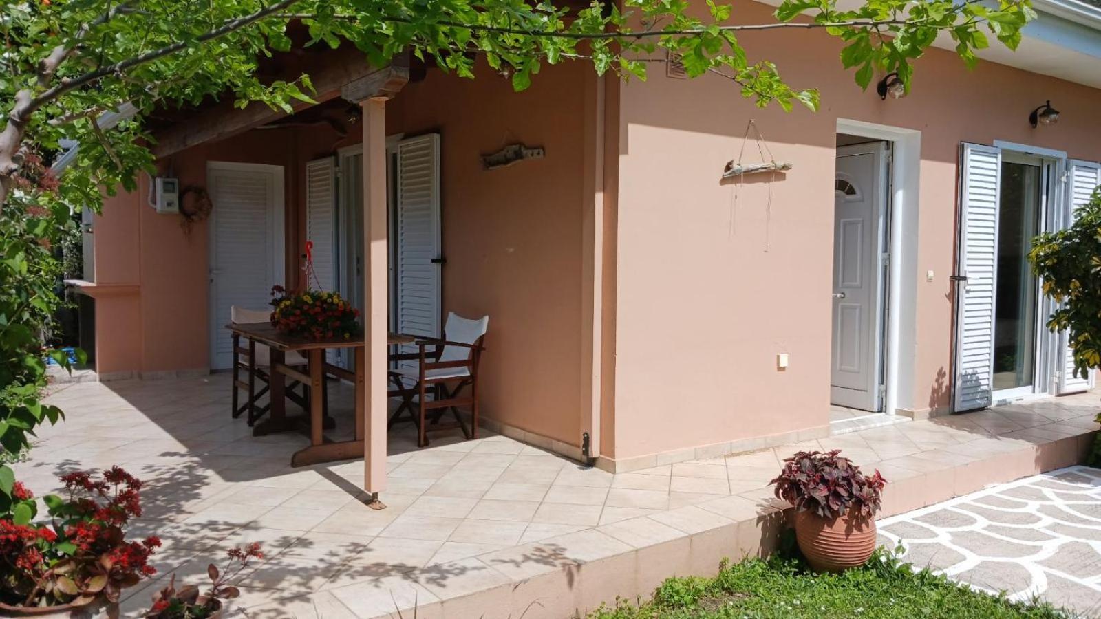 Villa Ioannidis Parga Exteriör bild